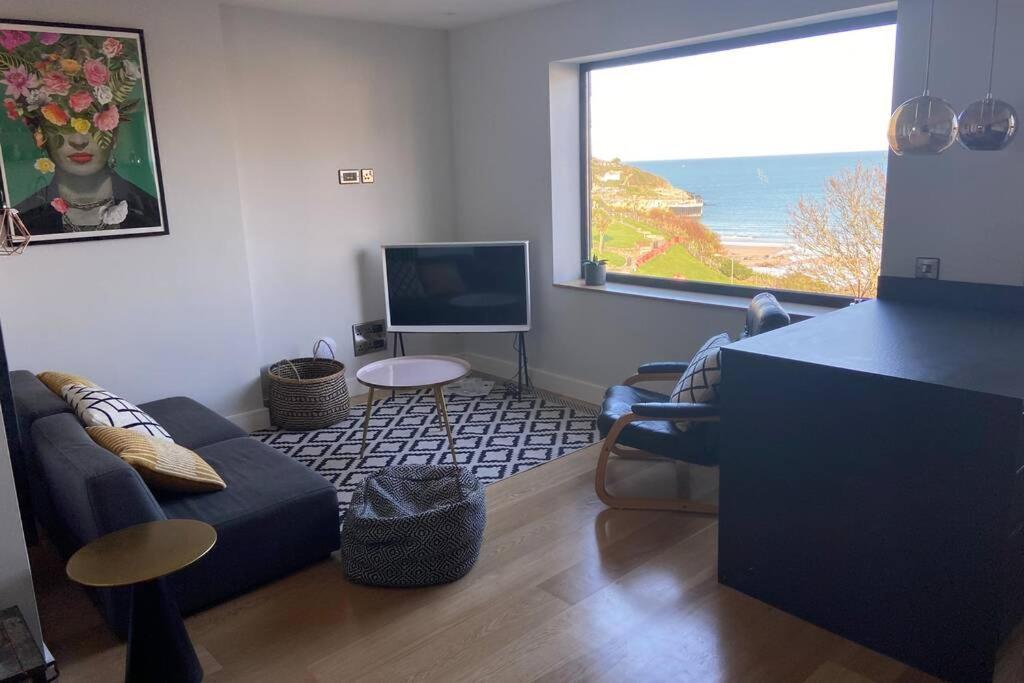 Beachside Apartment In The Centre Of Town นิวคีย์ ภายนอก รูปภาพ